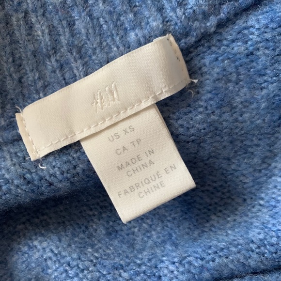 H&M V-neck sweater - Picture 3 of 4